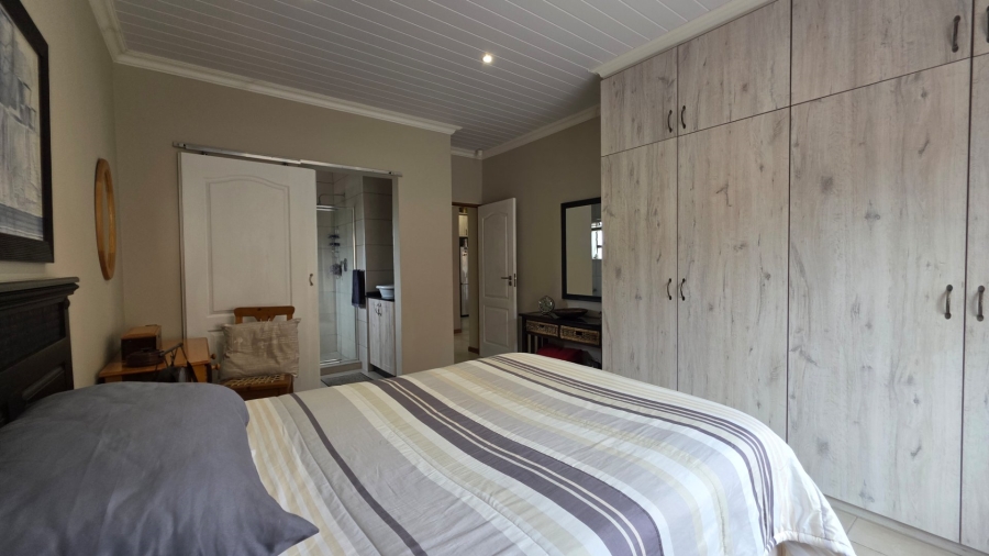 2 Bedroom Property for Sale in Dana Bay Western Cape
